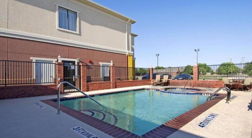Best Western Littlefield Inn And Suites Exterior photo